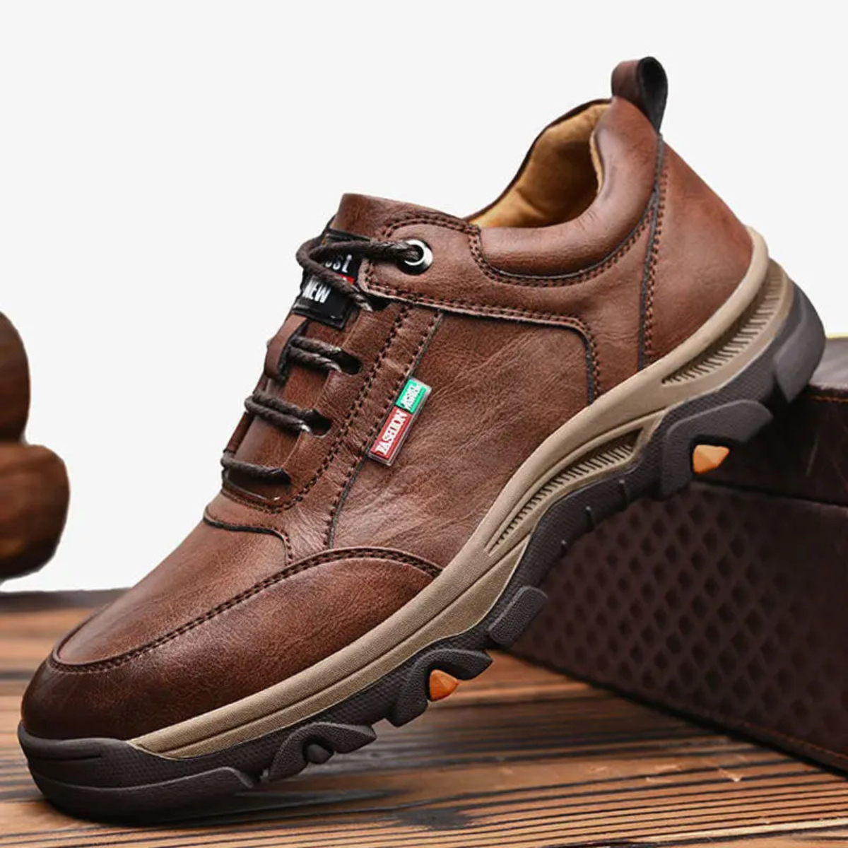 The Porto Rotondo Men’s Casual Lace Up Comfort Leather Trainers