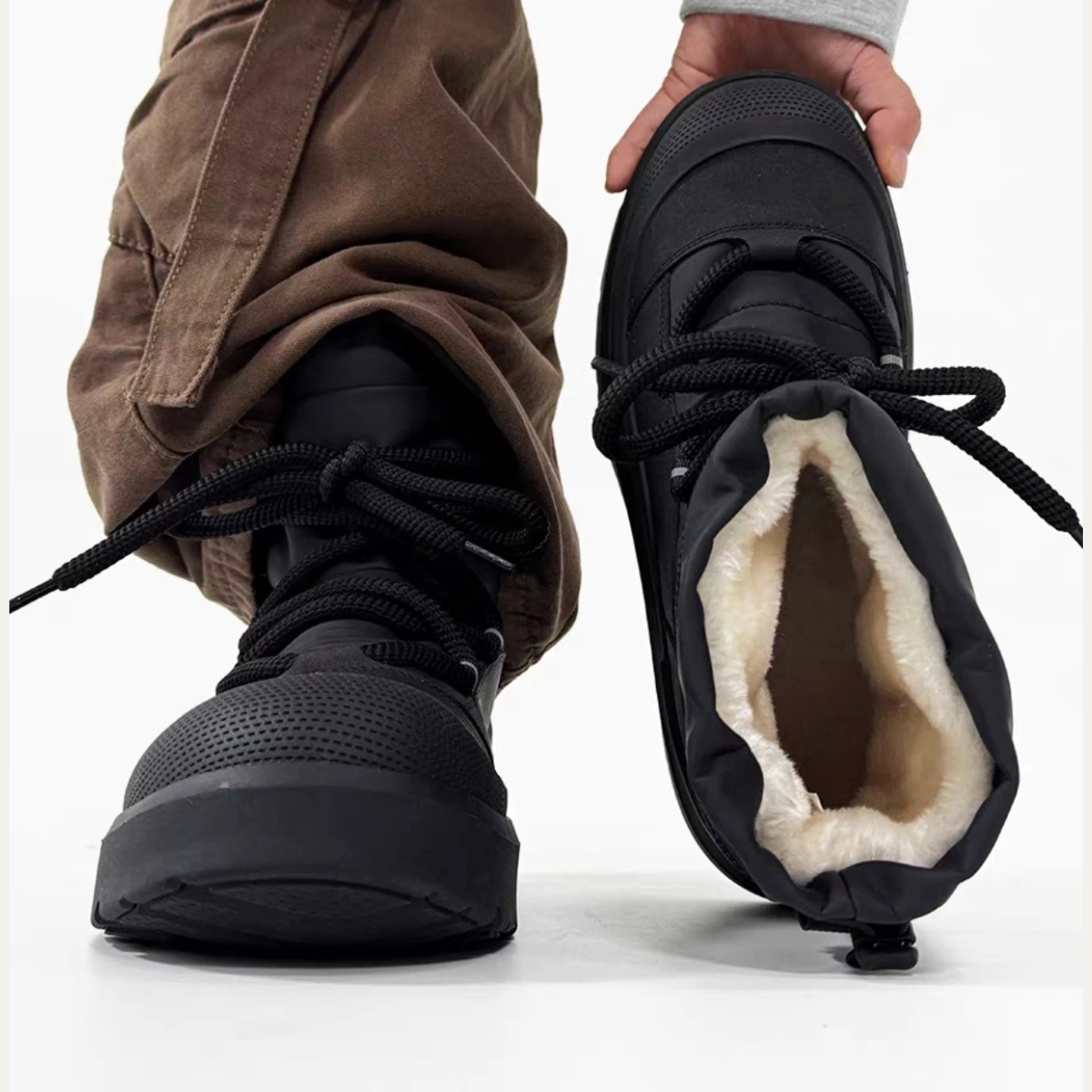 The Terracina Men’s Lace Up Warm Lined Anti Slip Ankle Snow Boots