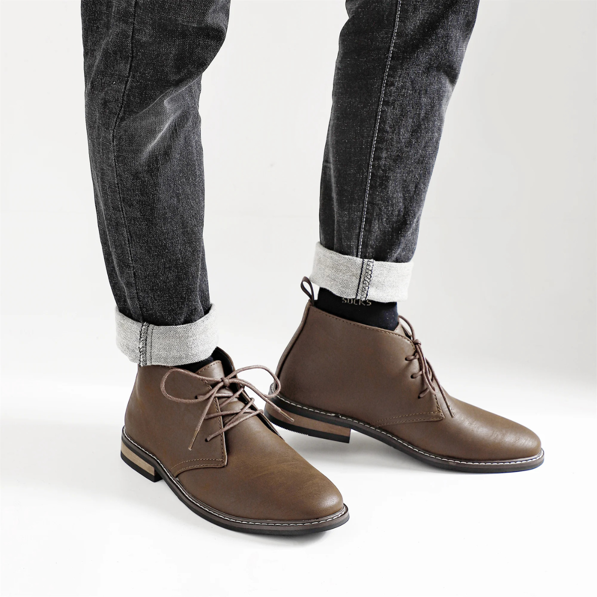 The Toscana Men’s Retro Leather Lace Up Ankle Chukka Boots