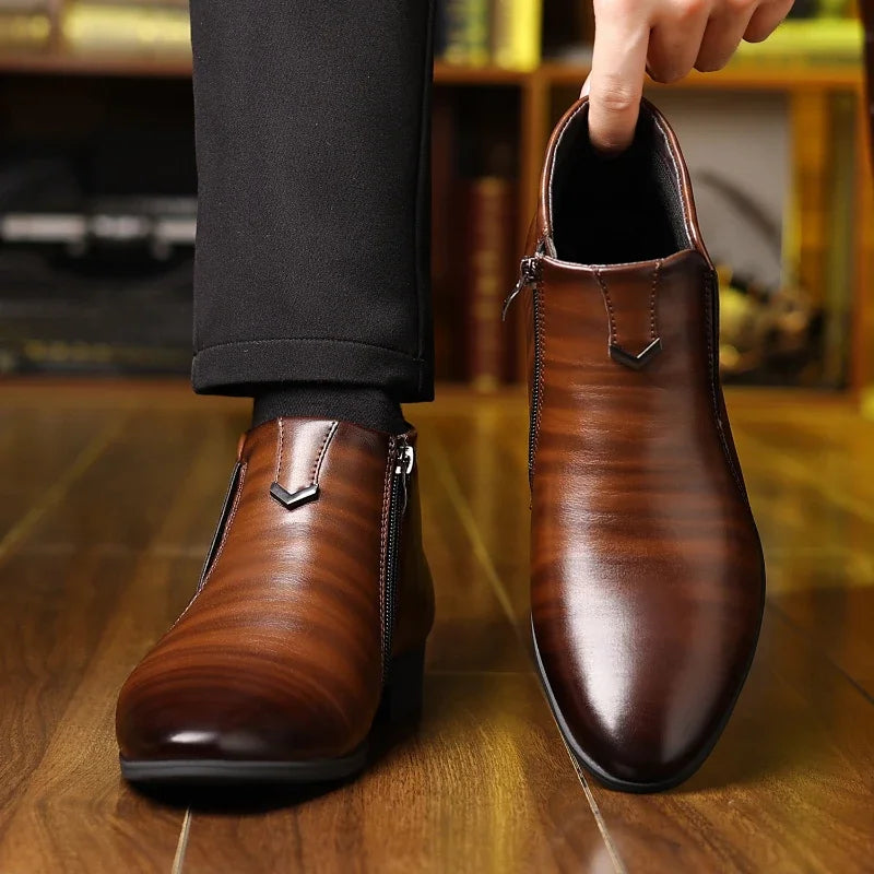 The Mantova Men’s Pointed Toe Vintage Leather Ankle Boots