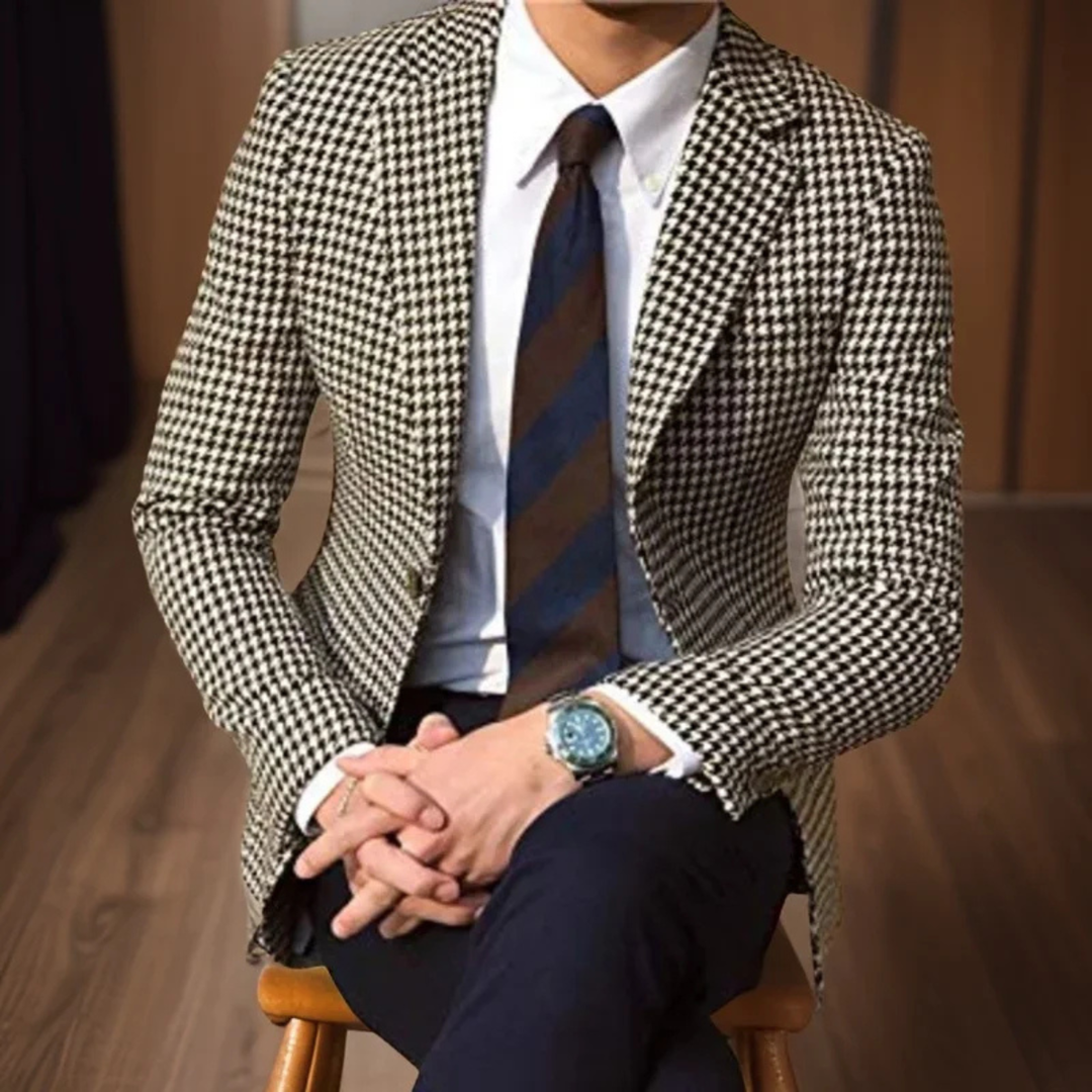 The Frankfurt Men’s Elegant Herringbone Wool Look Blazer