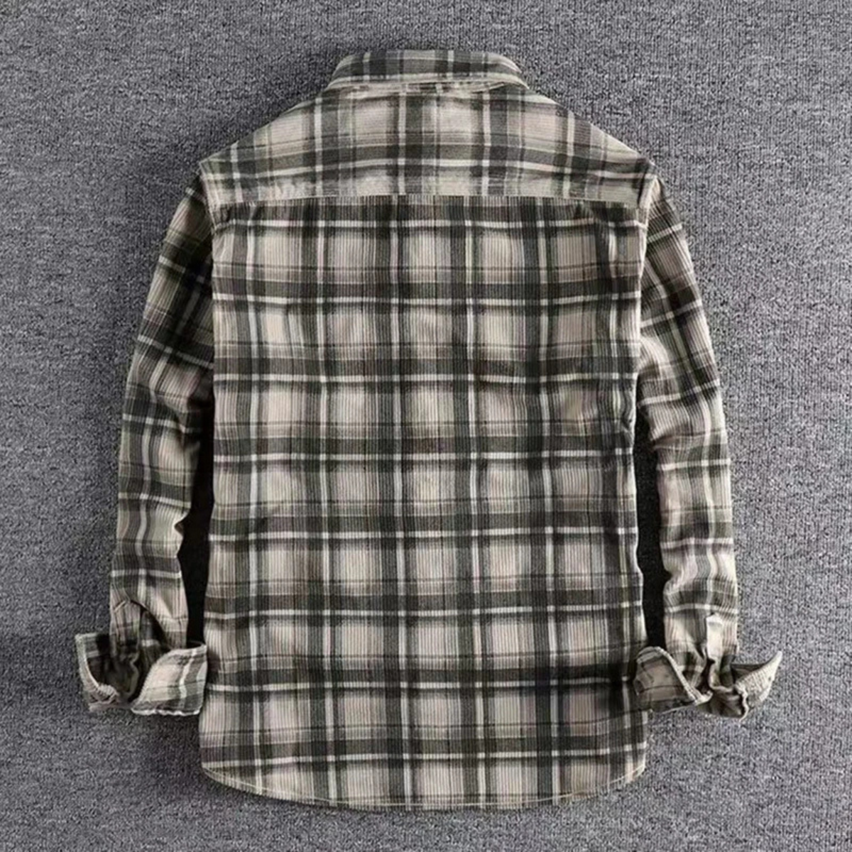 The Forio Men’s Vintage Plaid Flannel Shirt