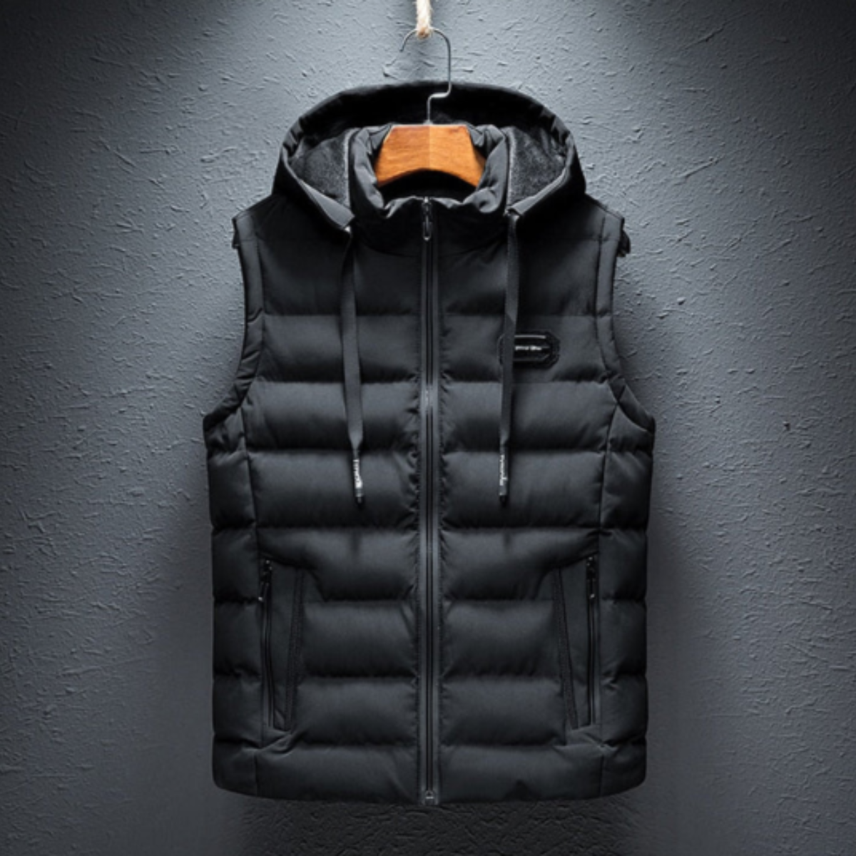 The Winslow Men’s Lightweight Puffer Quilted Vest with Hood