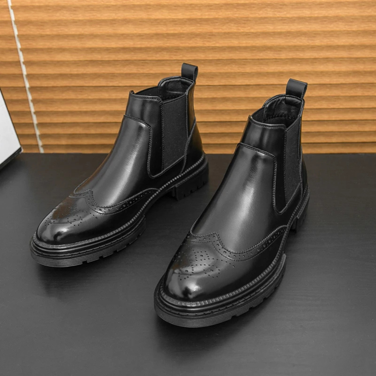 The Sarzana Men’s Vintage Anti Slip Sole Leather Chelsea Boots