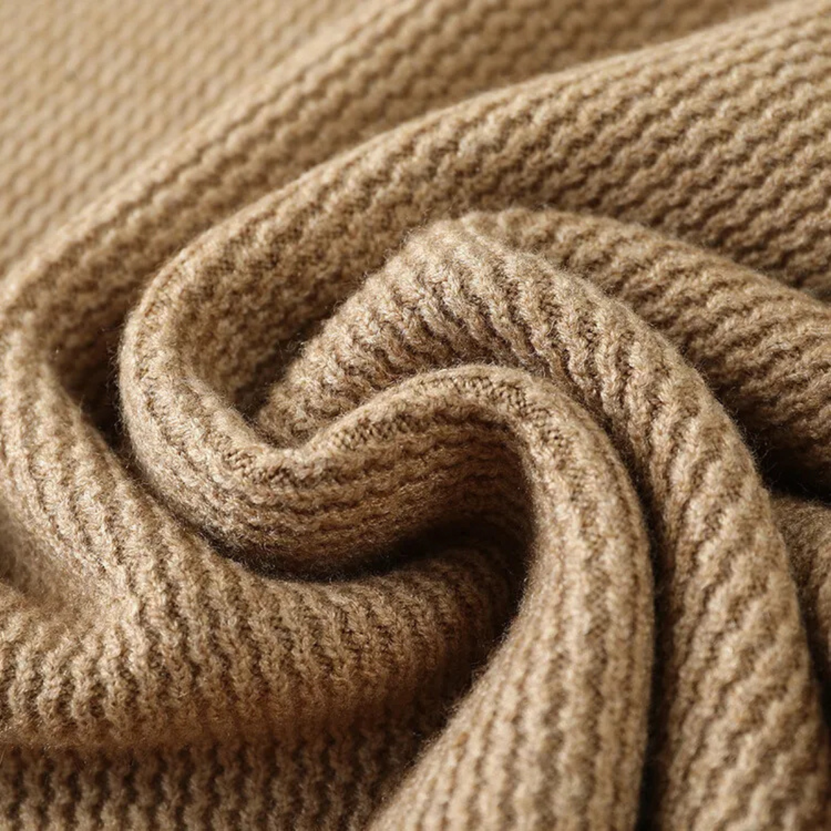 The Moncalvo Men’s Cashmere Knit Shirt Collar Sweater