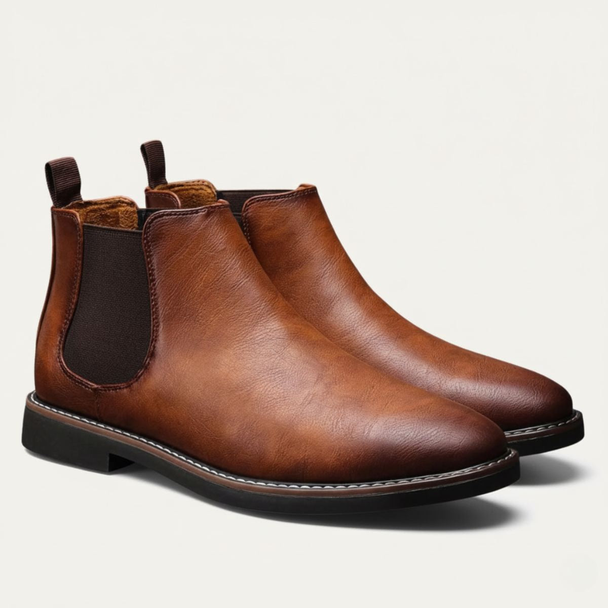The Highlands Men&#39;s Durable Leather Chelsea Boots