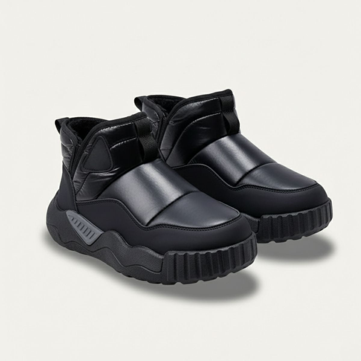 The Ironwood Hill Men’s Insulated Anti Slip Snow Boots