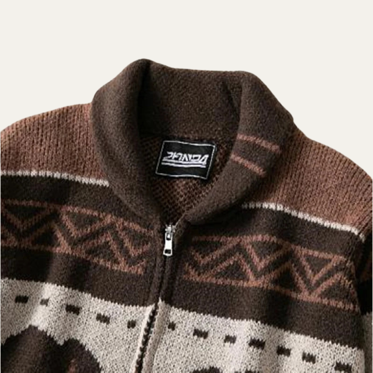 The St Andrews Men's Retro Buffalo Print Winter Cardigan