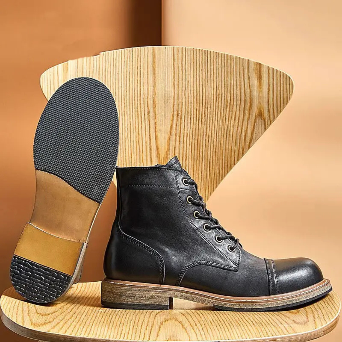 The Mantova Men's High Top Trendy Retro Leather Boots