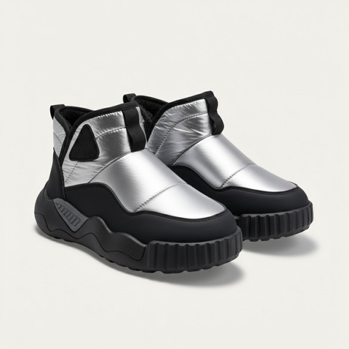 The Ironwood Hill Men’s Insulated Anti Slip Snow Boots