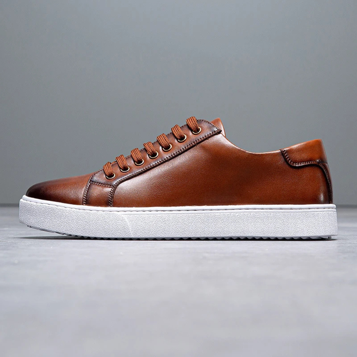 The Meadowlark Men’s Classic Low Top Casual Lace Up Shoes
