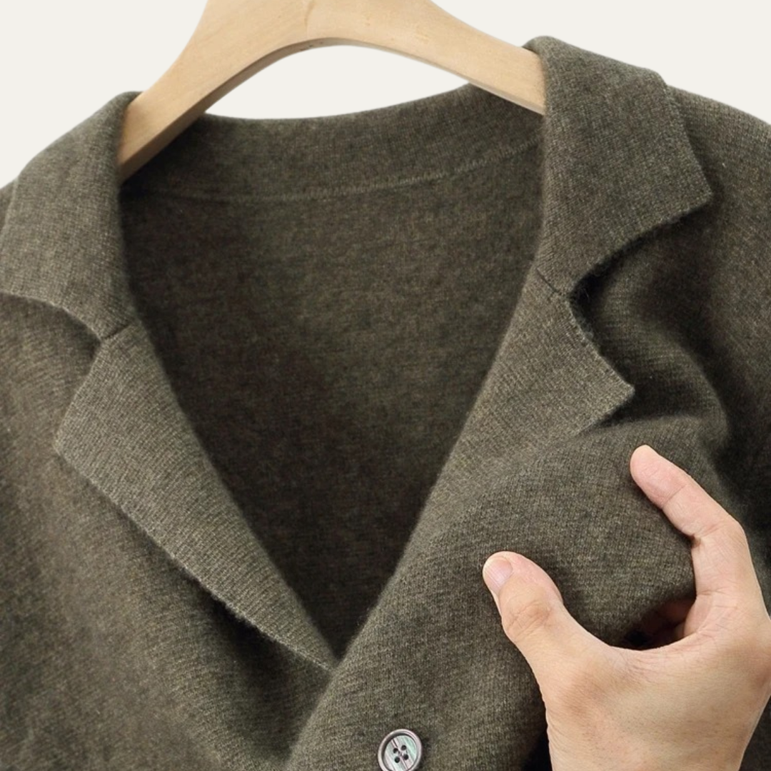 The Roero Men’s Cashmere Suit Collar Blazer Cardigan with Pockets