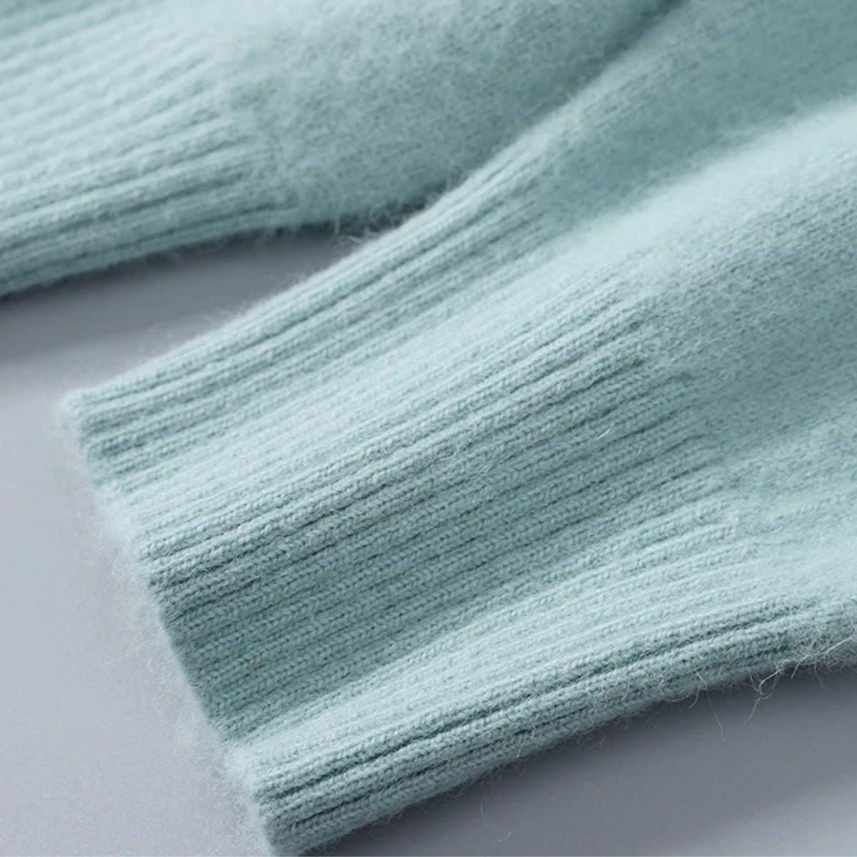 The Stonegate Cashmere Sweater – Men's 100% Soft Luxury Wool