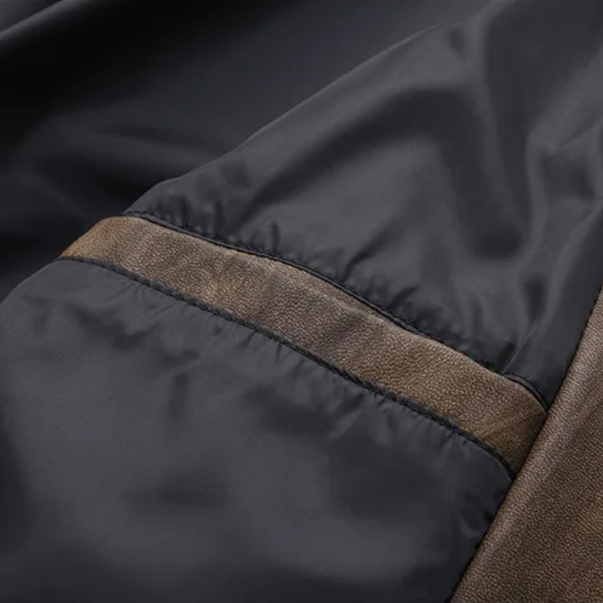 The Minturno Men’s Leather Single Breasted Vintage Jacket