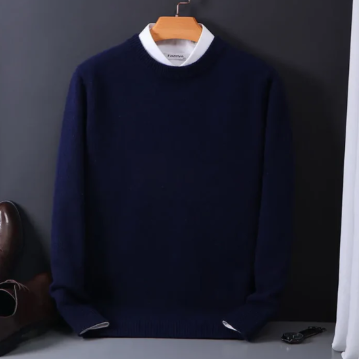 The Prescott Men’s Classic Cashmere Crew Neck Sweater