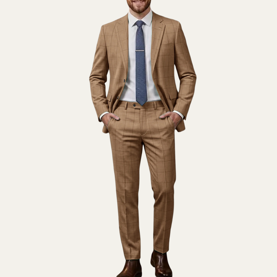The Dana Point Men’s Smart Plaid Suit Set