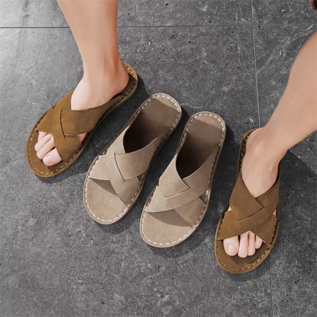 The Hudson Men’s Cross Strap Slide Sandals