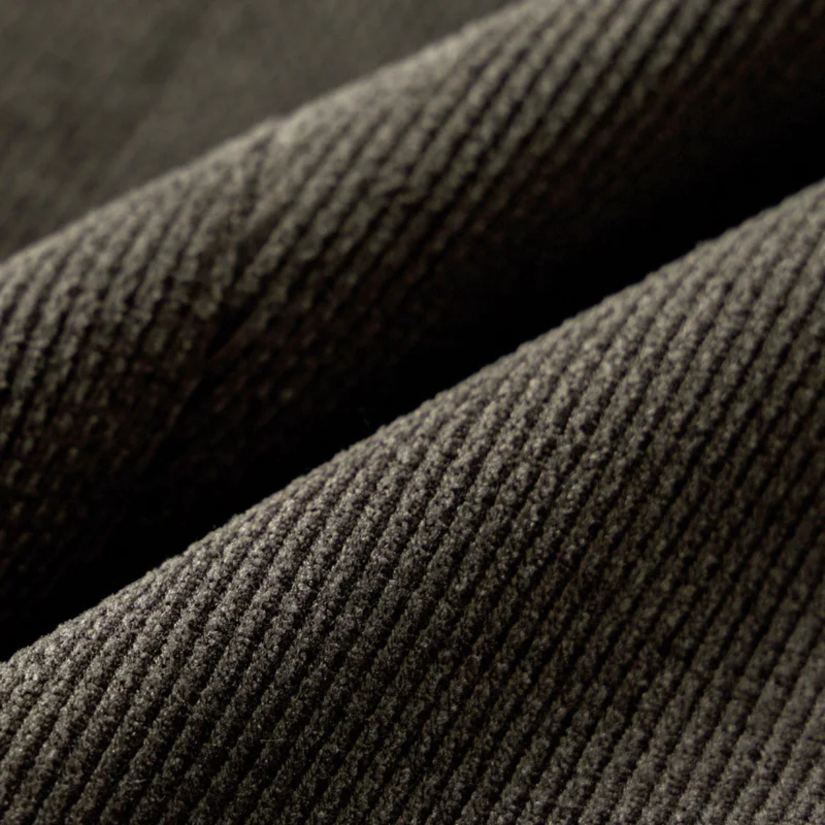 The Anzio Men’s Classic Single Breasted Wool Blend Tweed Blazer