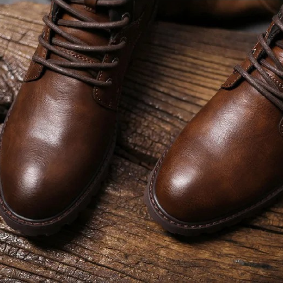 The Oakshade Men’s Military Combat Leather Boots