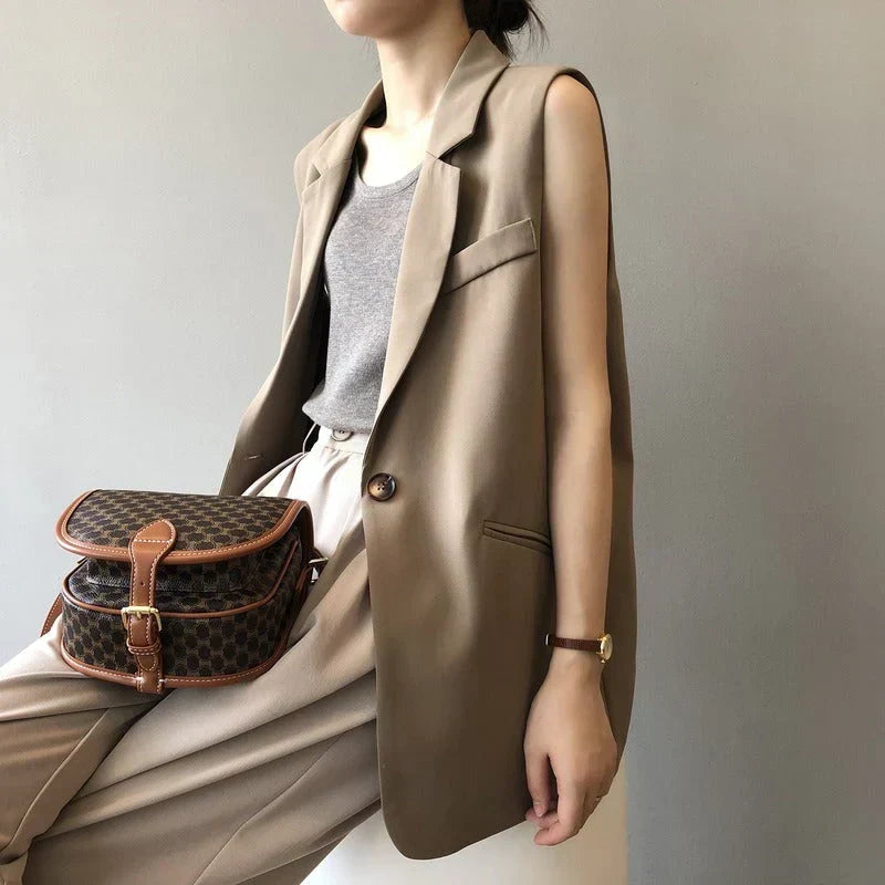 Women's Beige Sleeveless Blazer