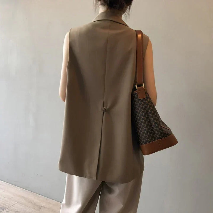 Women's Beige Sleeveless Blazer