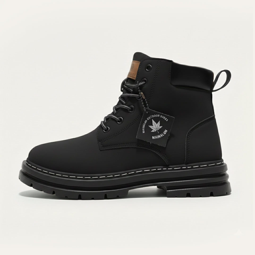 The Silverlake Men’s Cozy Fur Lined Insulated Snow Boots