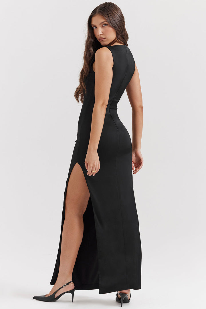 Women's Minimal Black Sleeveless Evening Gown