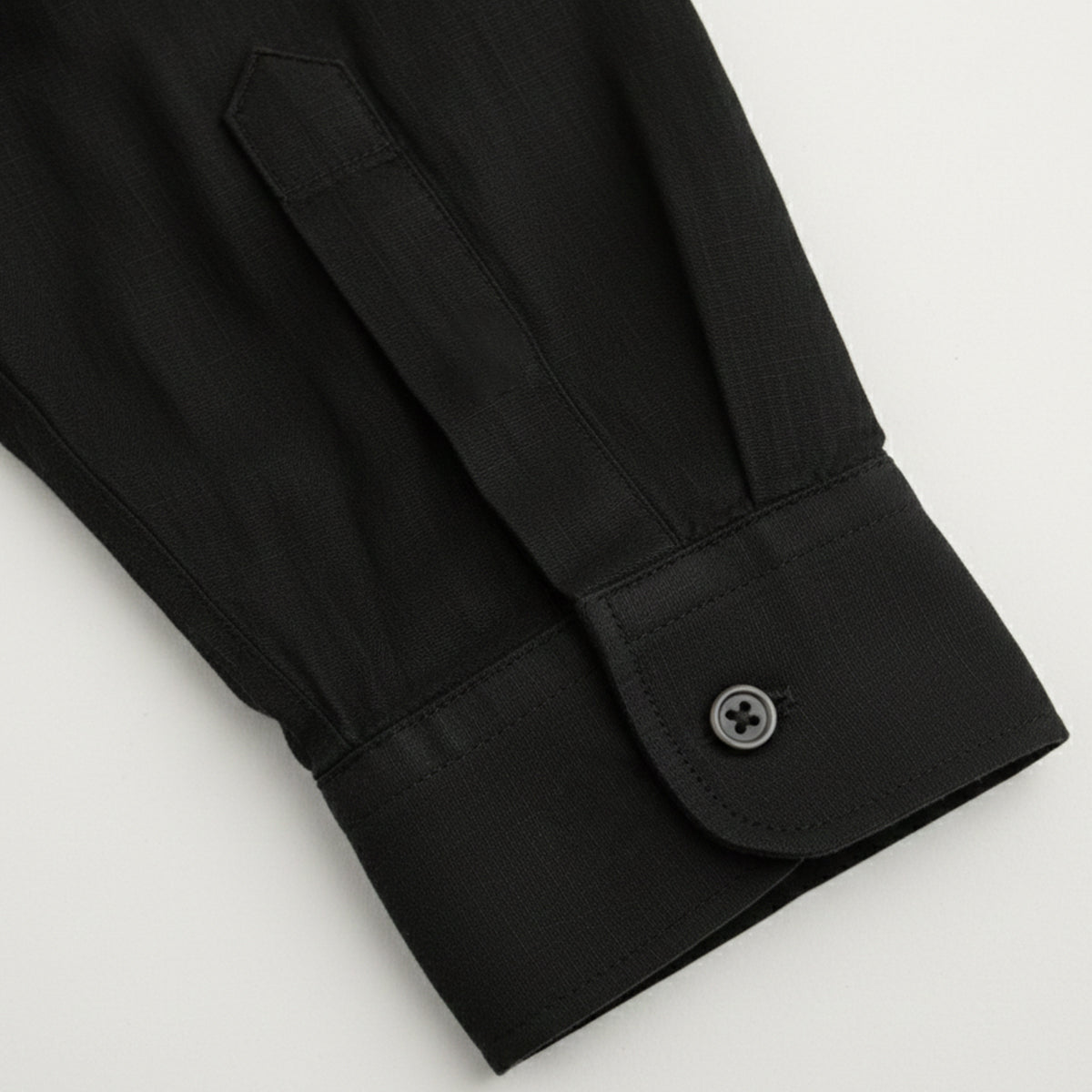 The Rovato Men's Lightweight Long Sleeve Button Shirt