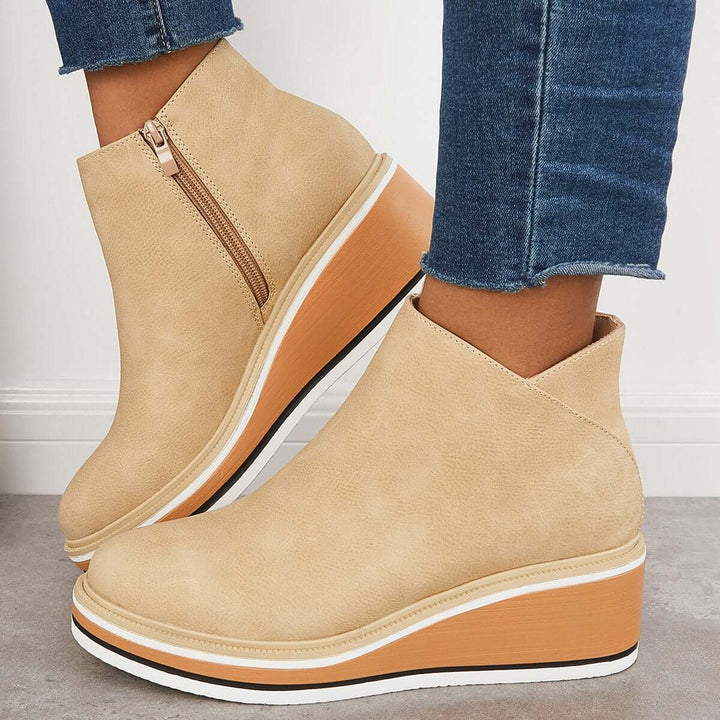 Chic Platform Ankle Boots with Zipper Detail